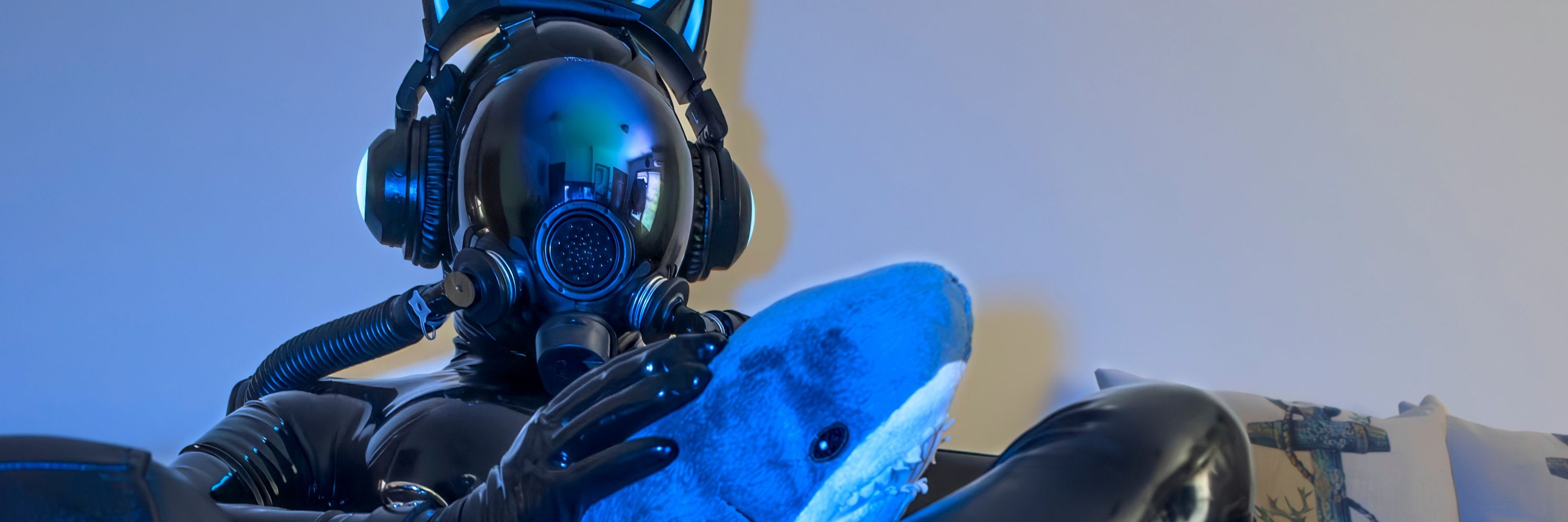 🦈SapphireShark🦈 :: ⬡-Drone #8012