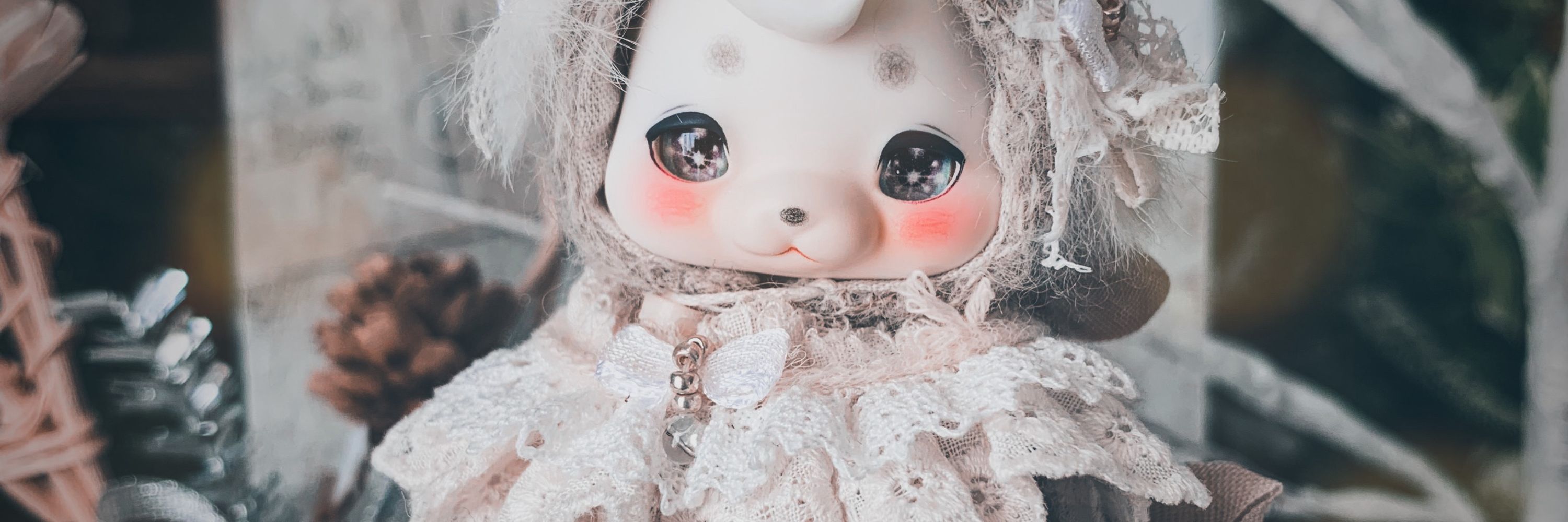 HUG