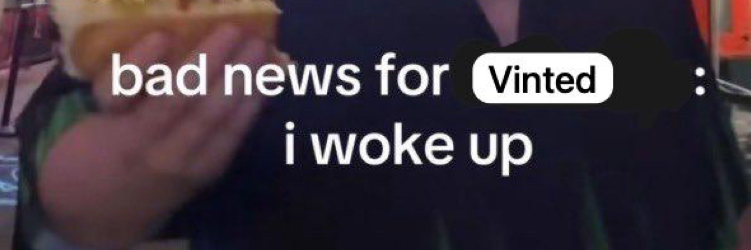👩🏽‍🦰