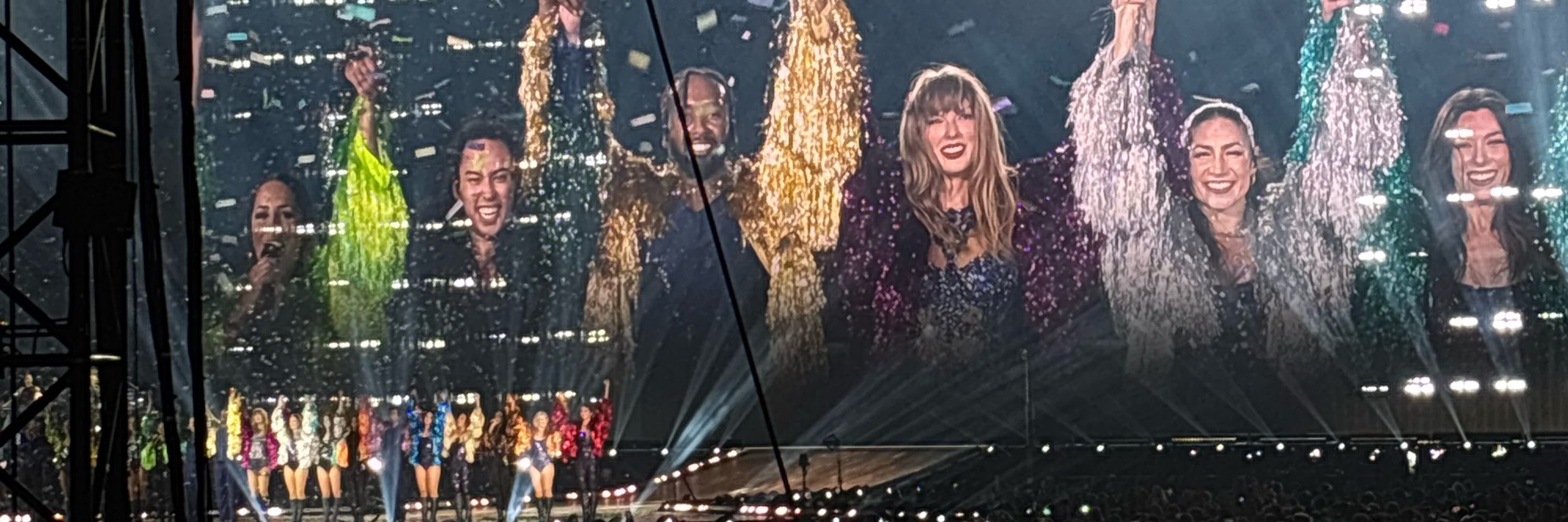 Taylor’s Besties💘