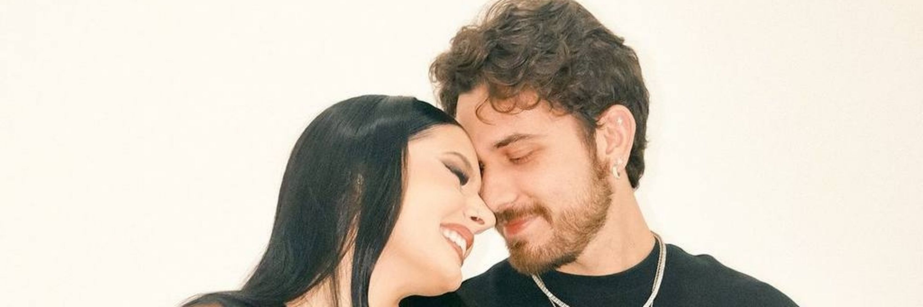 Lari Almeida 