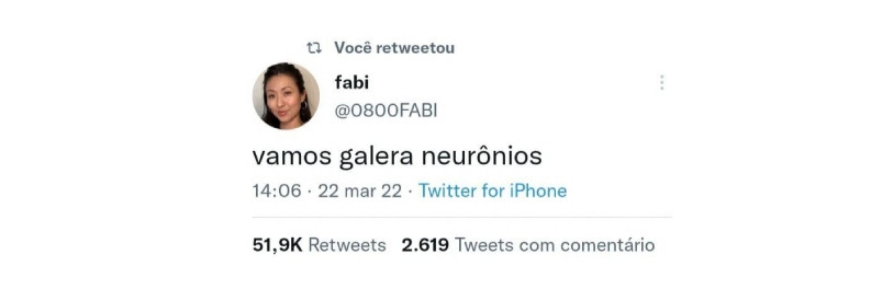 moça bonita de olhar agateado