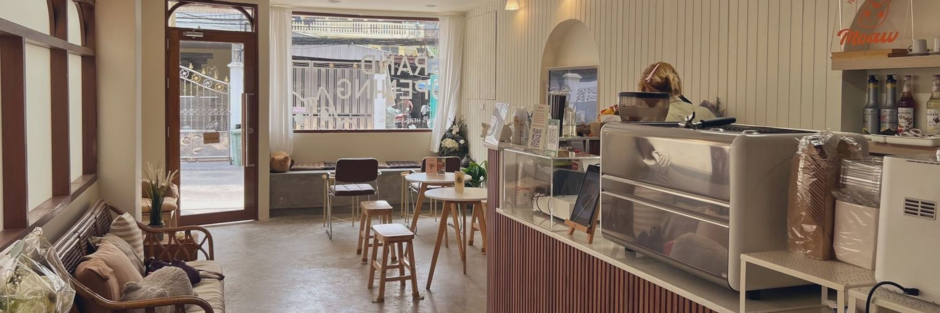 Moaw Fan-cafe  กรุงธนบุรี​-วงเวียนใหญ่