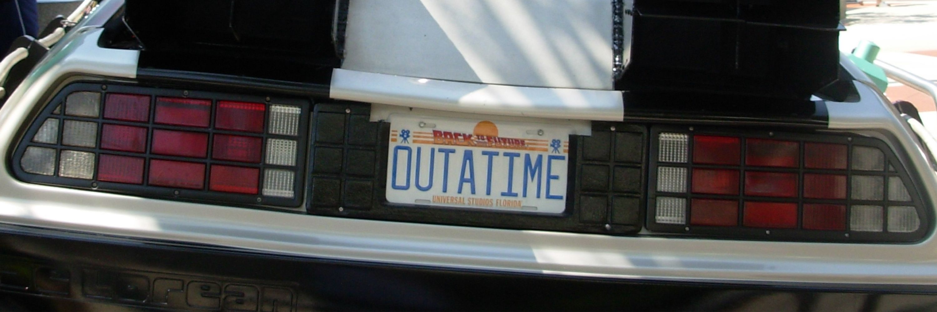 Collect BTTF - The Back to the Future Collectors Archive