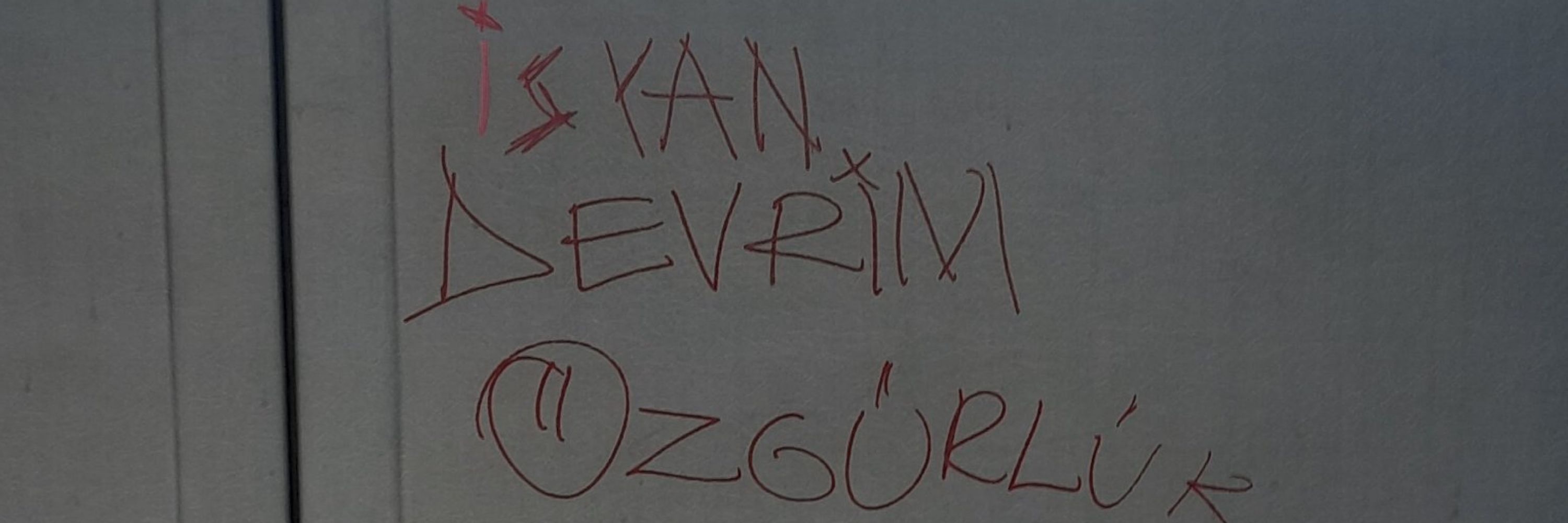 fasılâ.