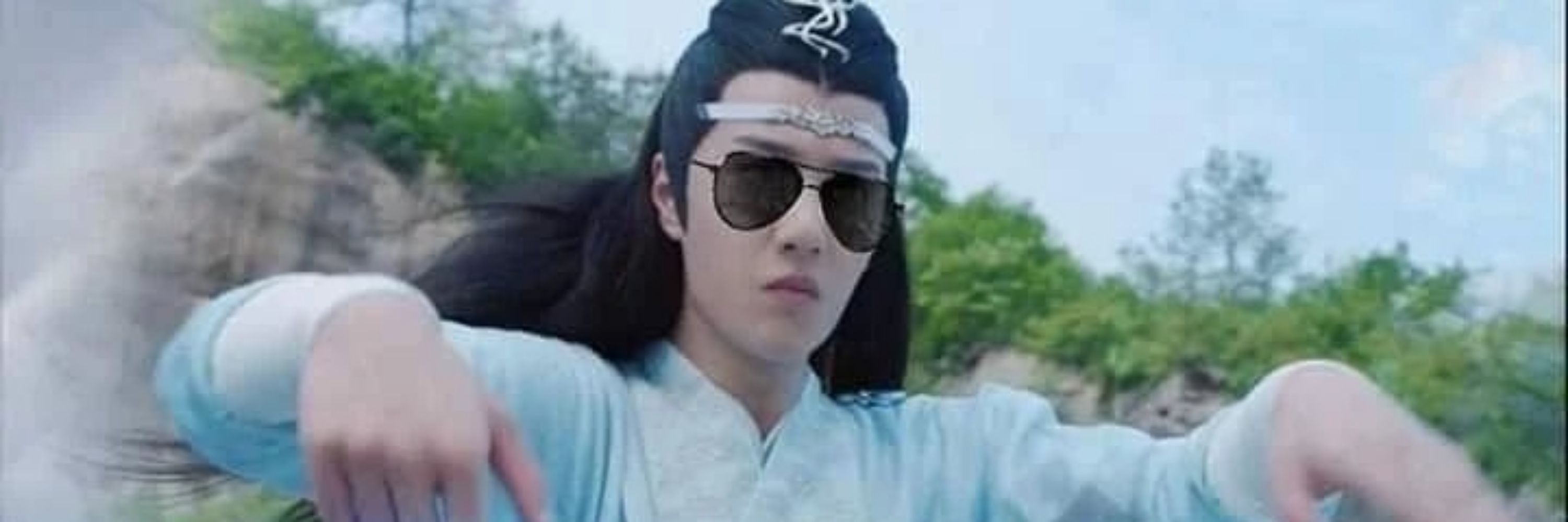 힣