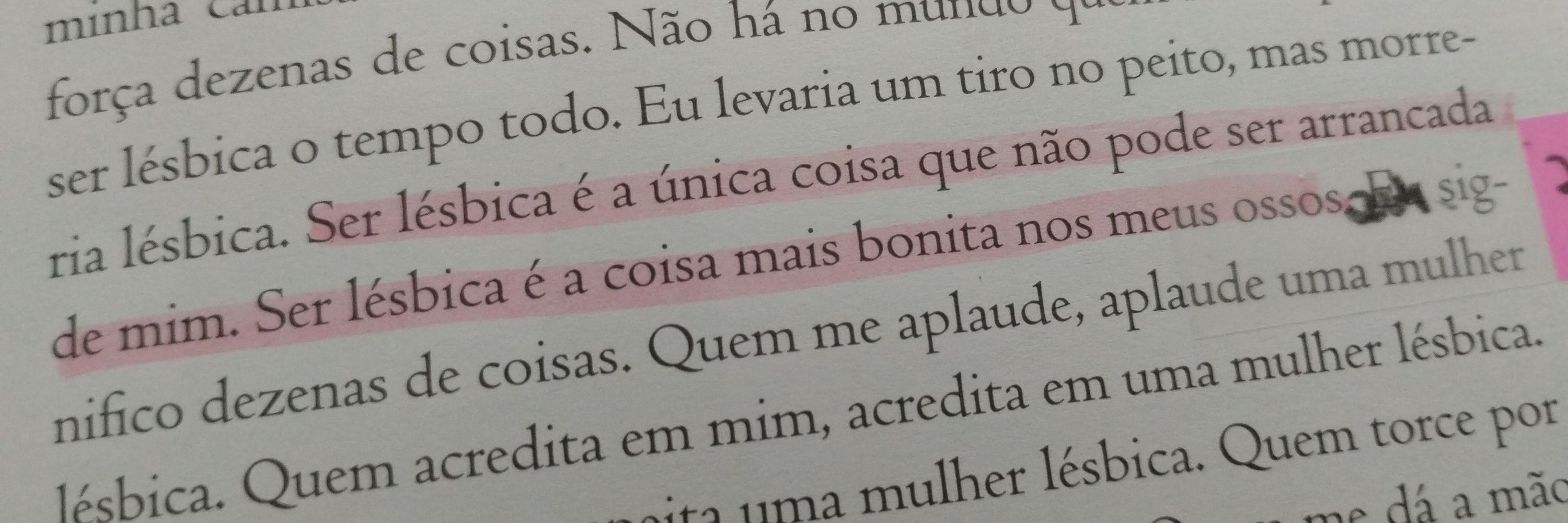 luna é uma poeta torturada