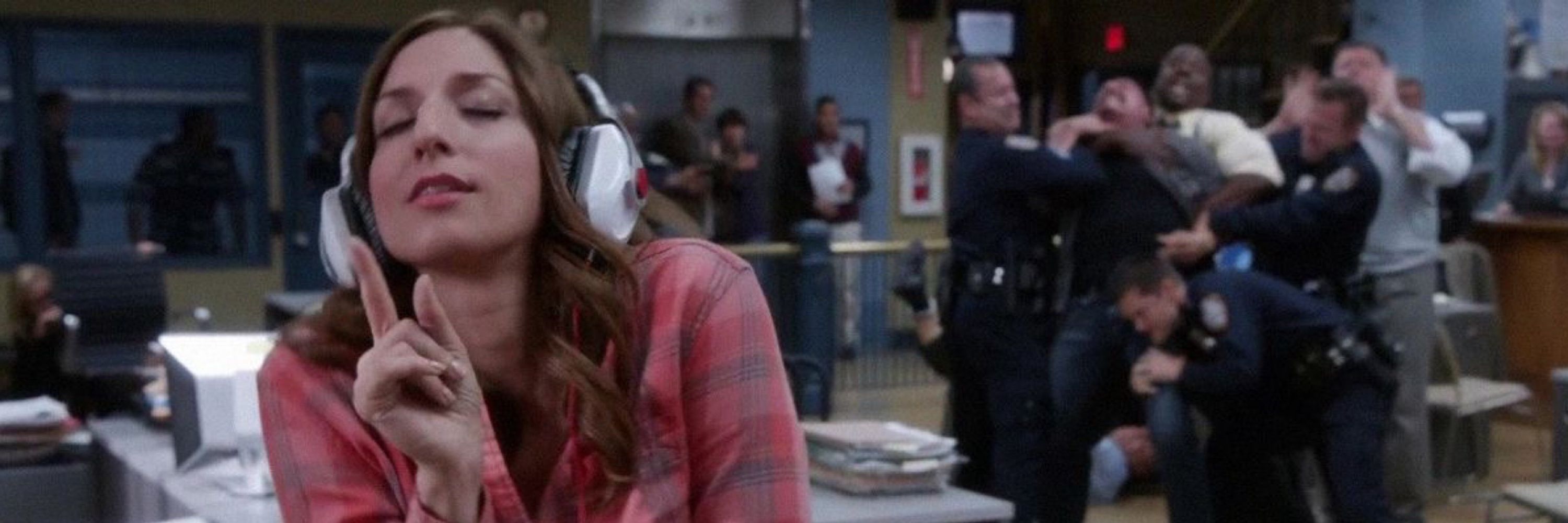 dunder mifflin, this is larissa