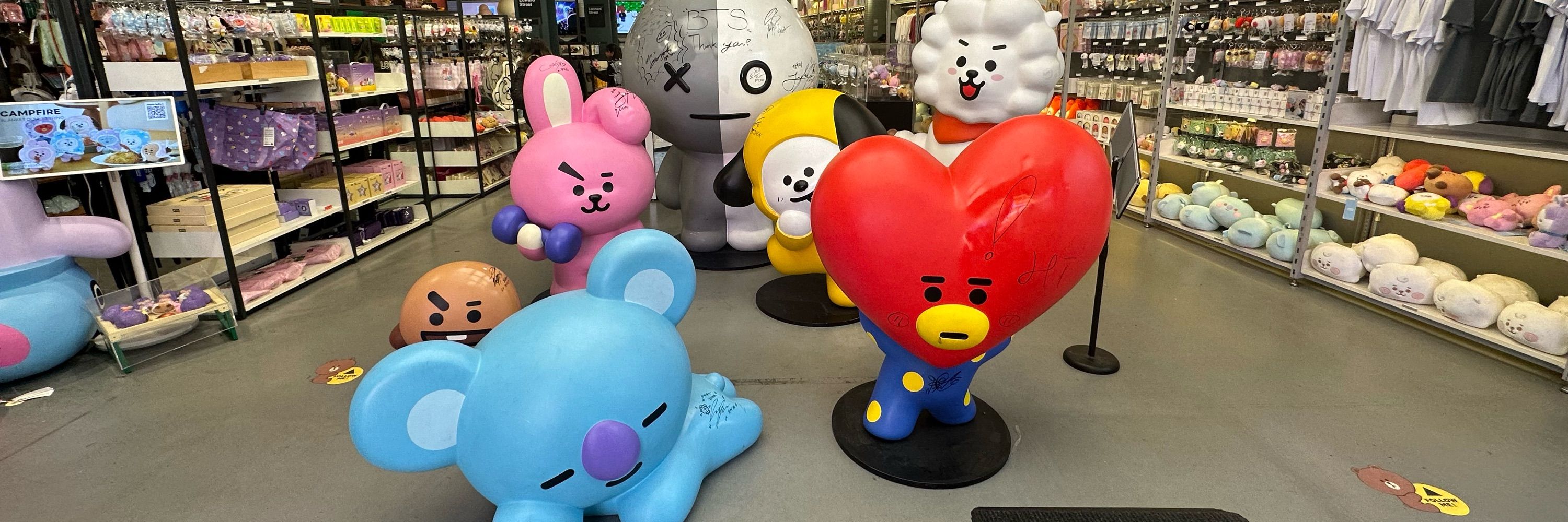 Kay is Happy for HOPE WORLD TOUR💜☀️🌙