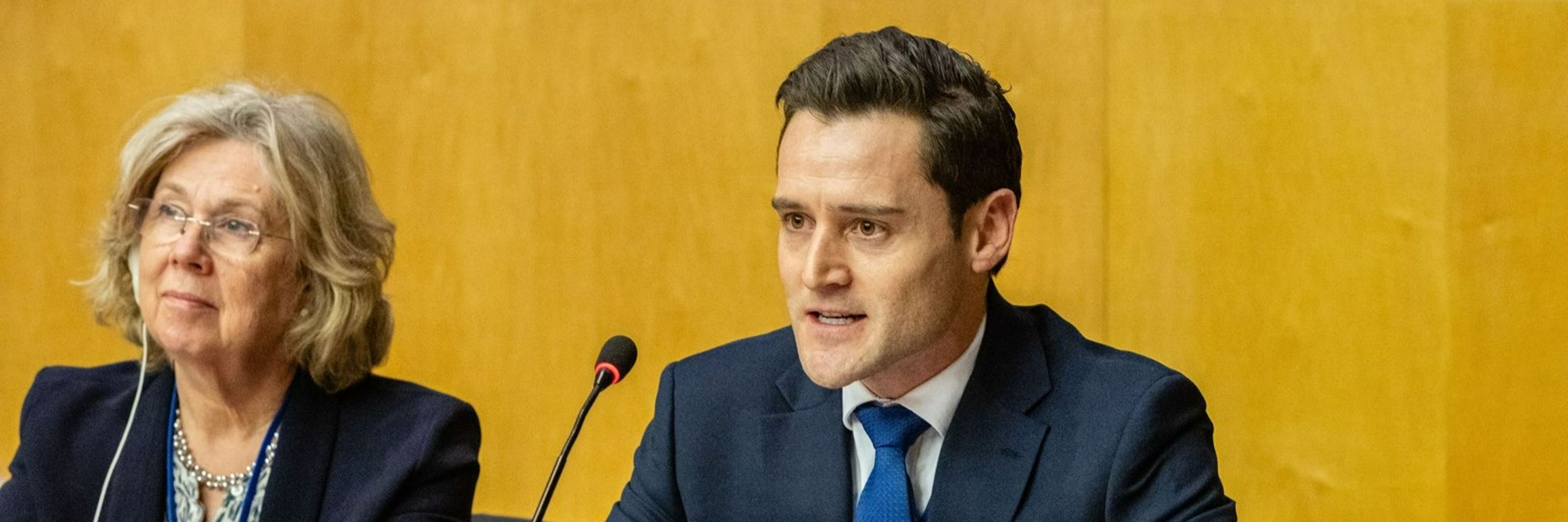 Dr Luke Evans MP