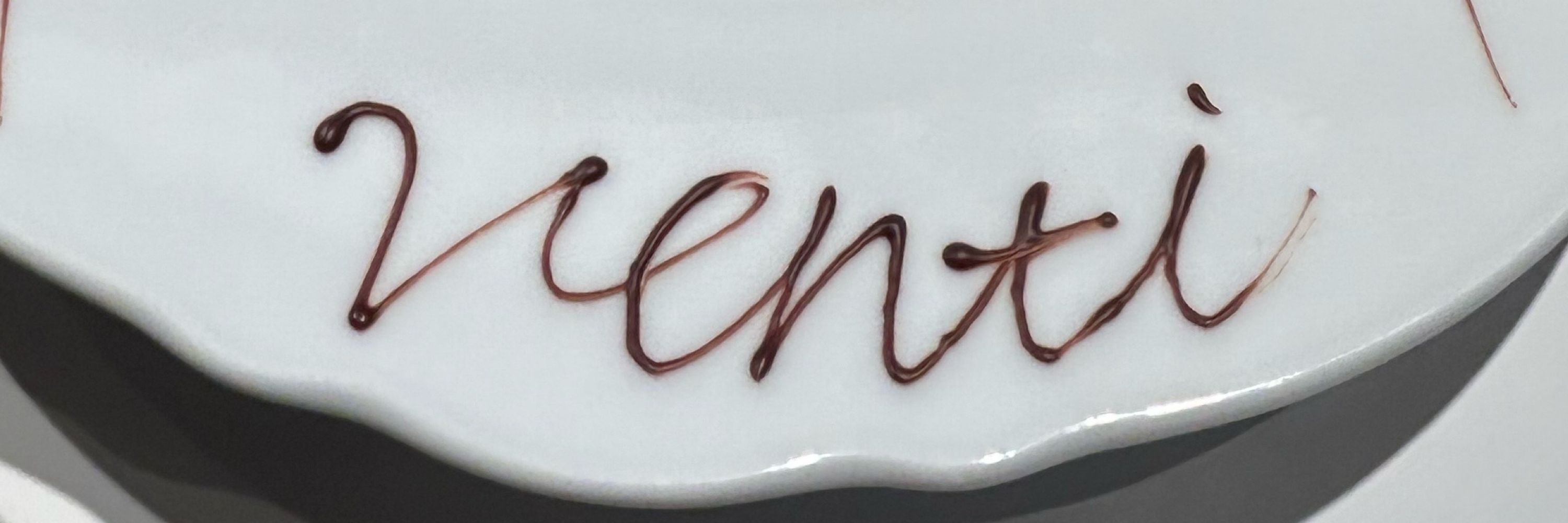 ℳ