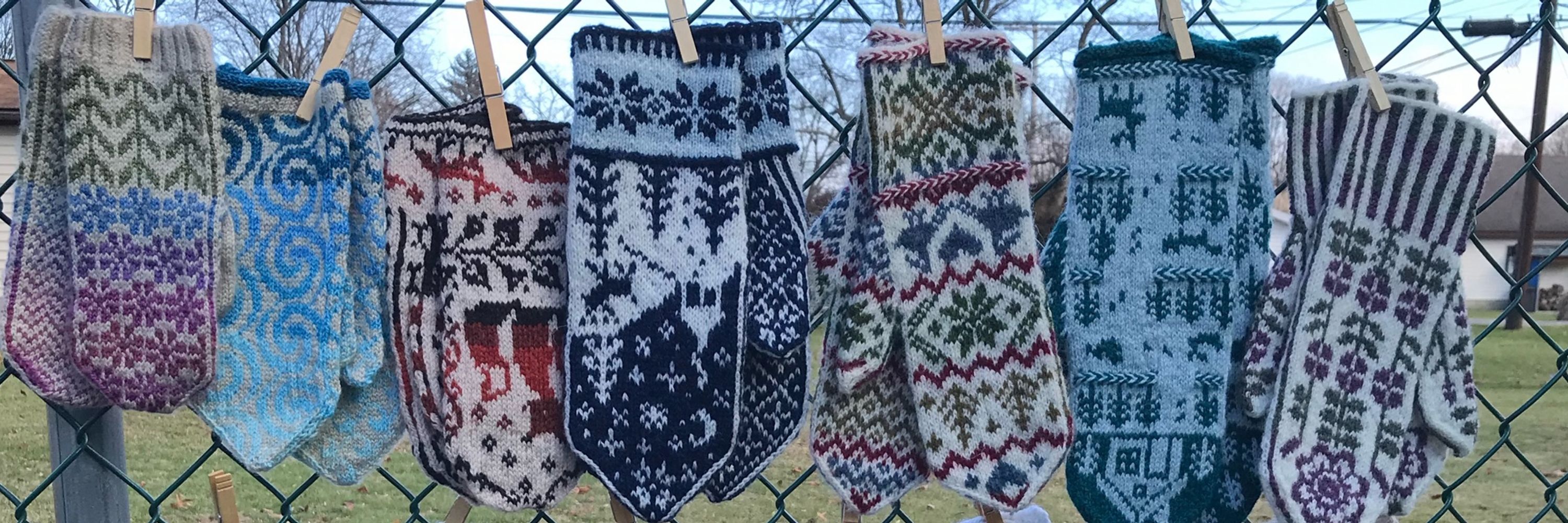 Violet Mittens