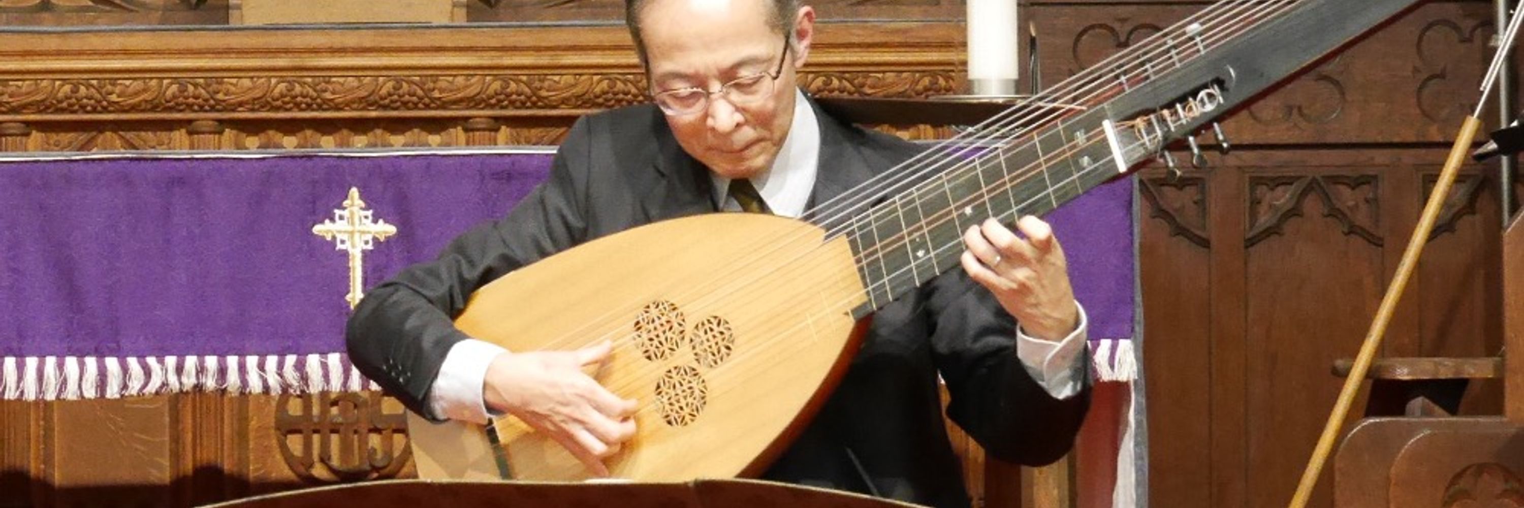 S TAKEUCHI (Chitarrone / Tiorba)