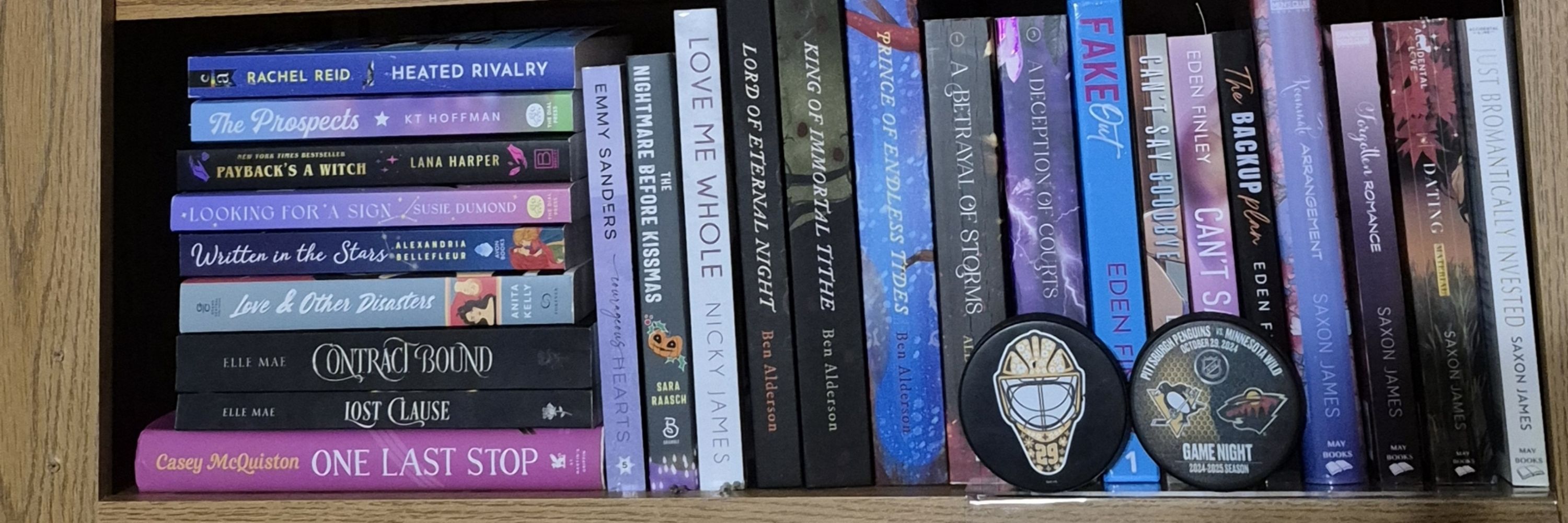 Milo reads -->🏳️‍🌈🏳️‍⚧️📚