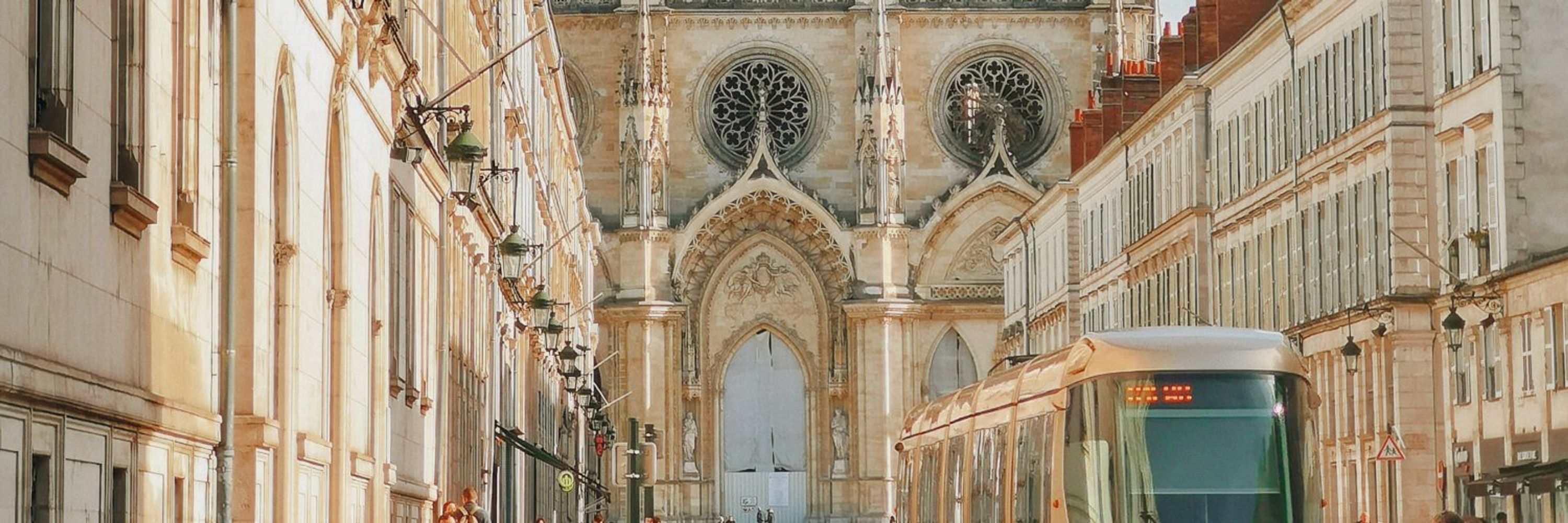 skaios