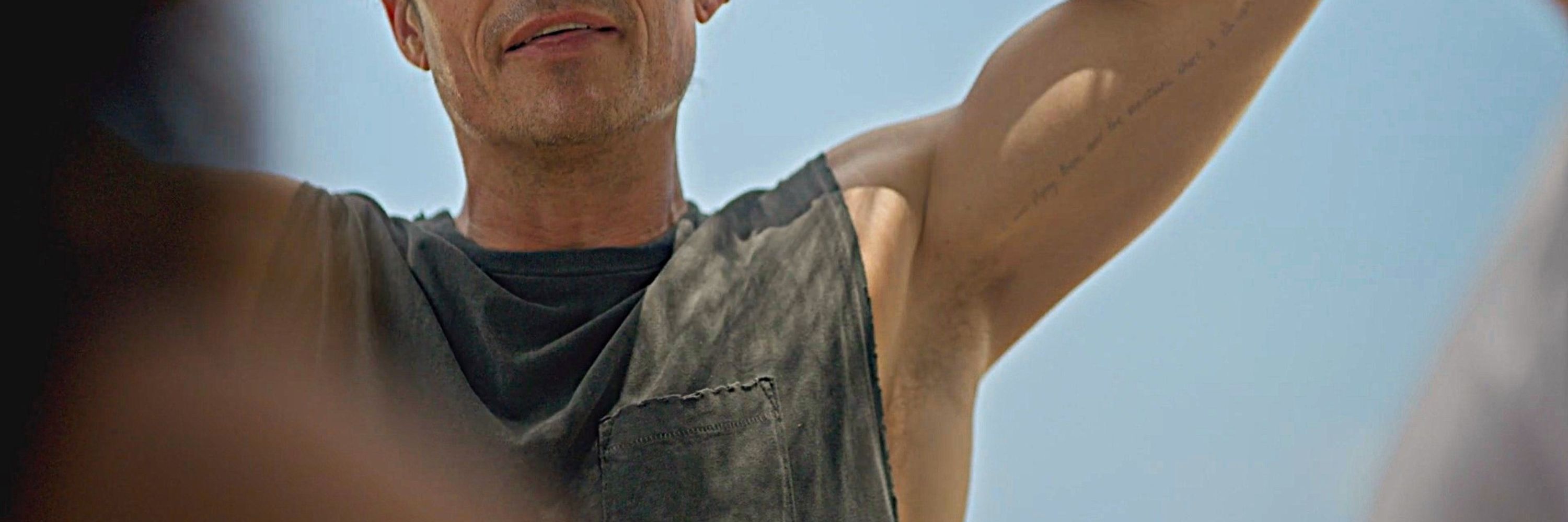 Orlando Bloom Pits