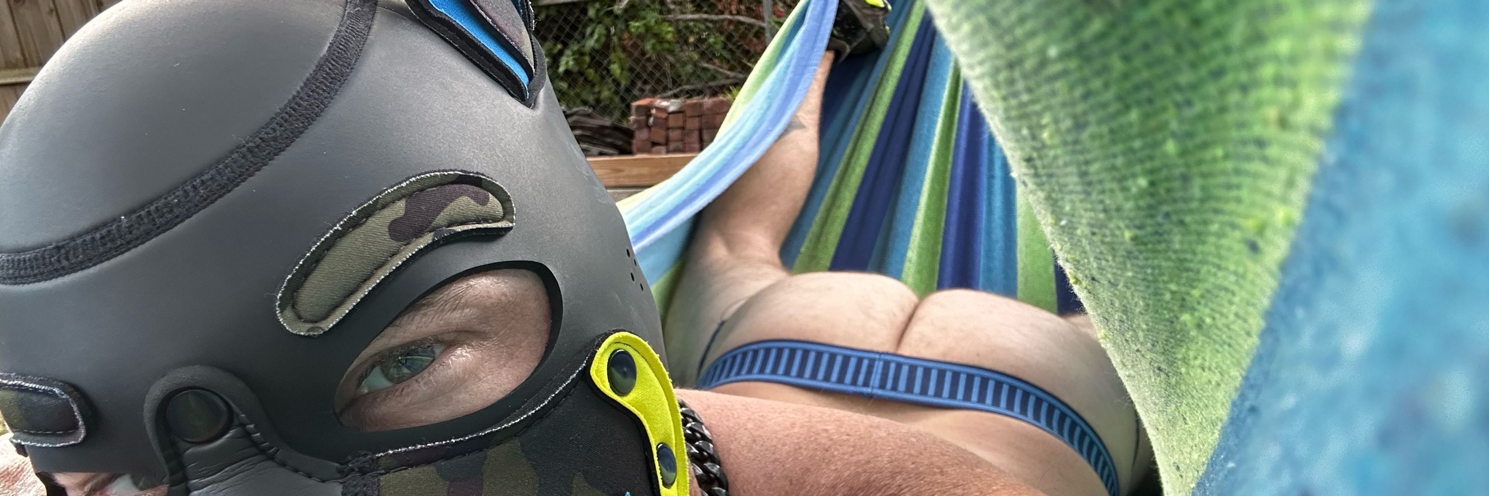 Pup Bucket