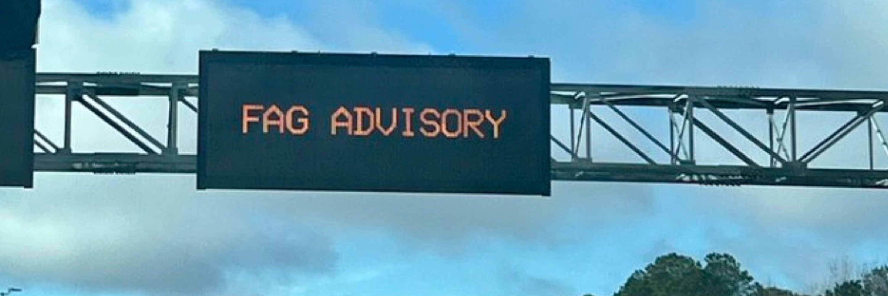 𝖲𝗂𝗆𝗈𝗇𝖾