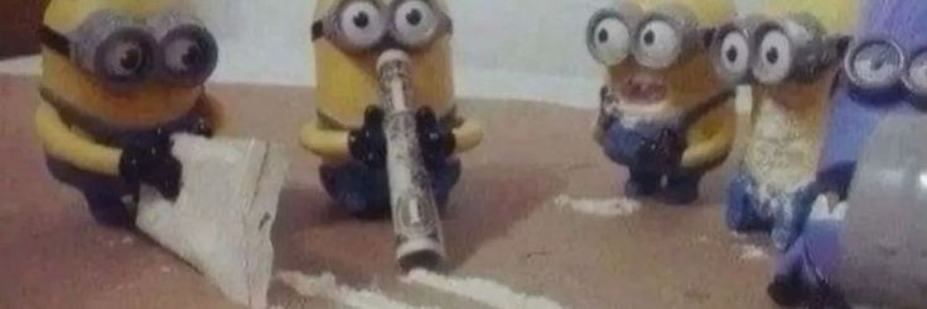 ♰