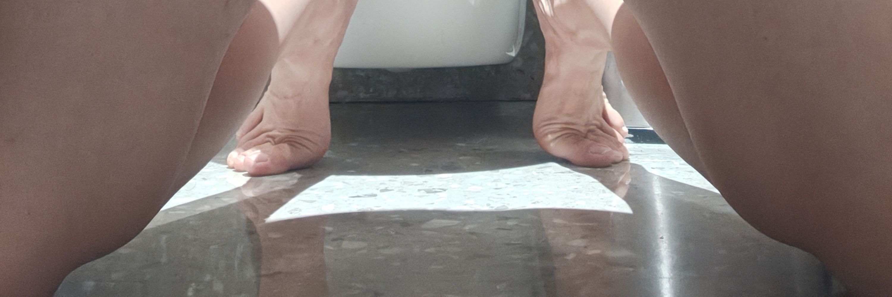 Slut in Wuhan