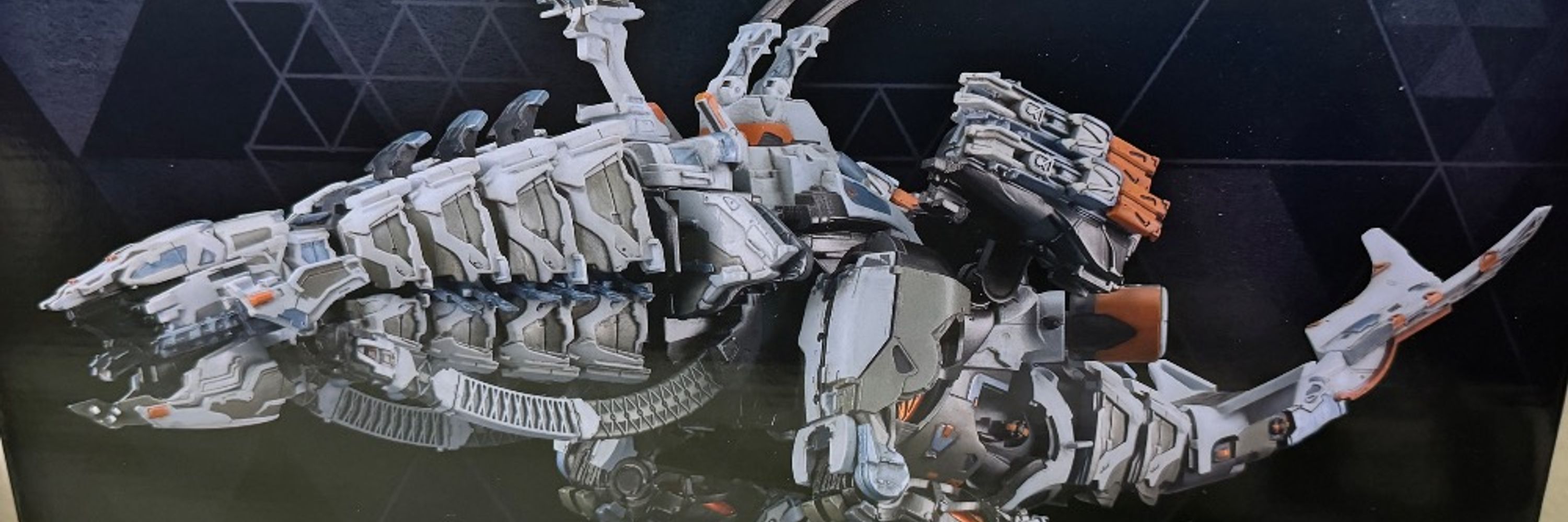 ADF-01 FALKEN