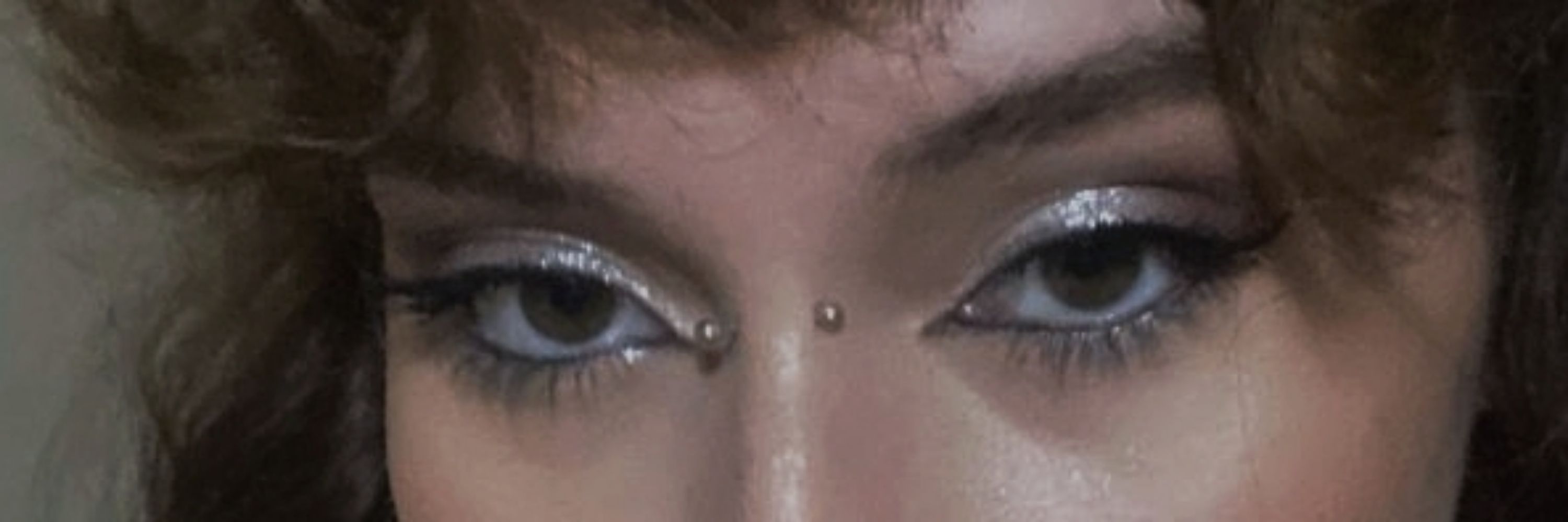 𝕭𝖊𝖆𝖙𝖗𝖎𝖟