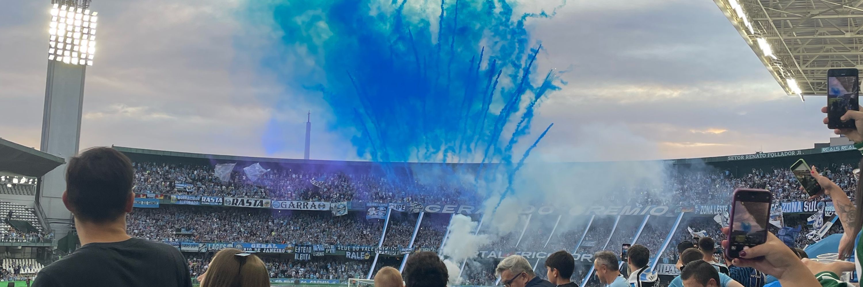 thur🇪🇪