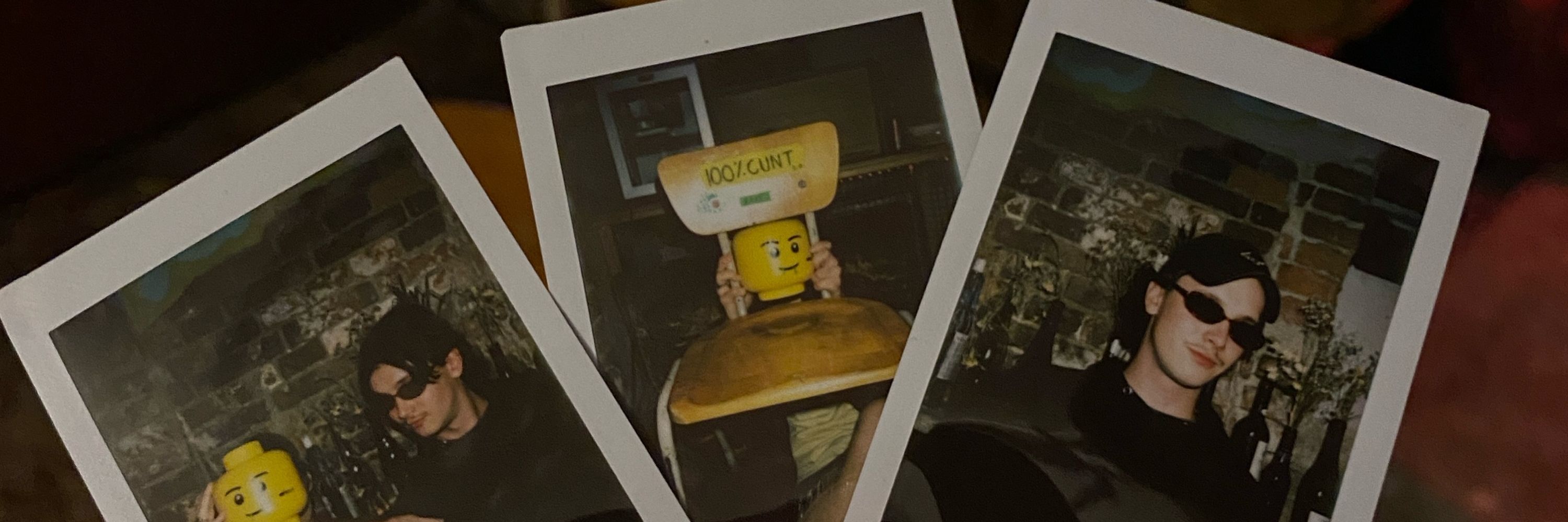konsT