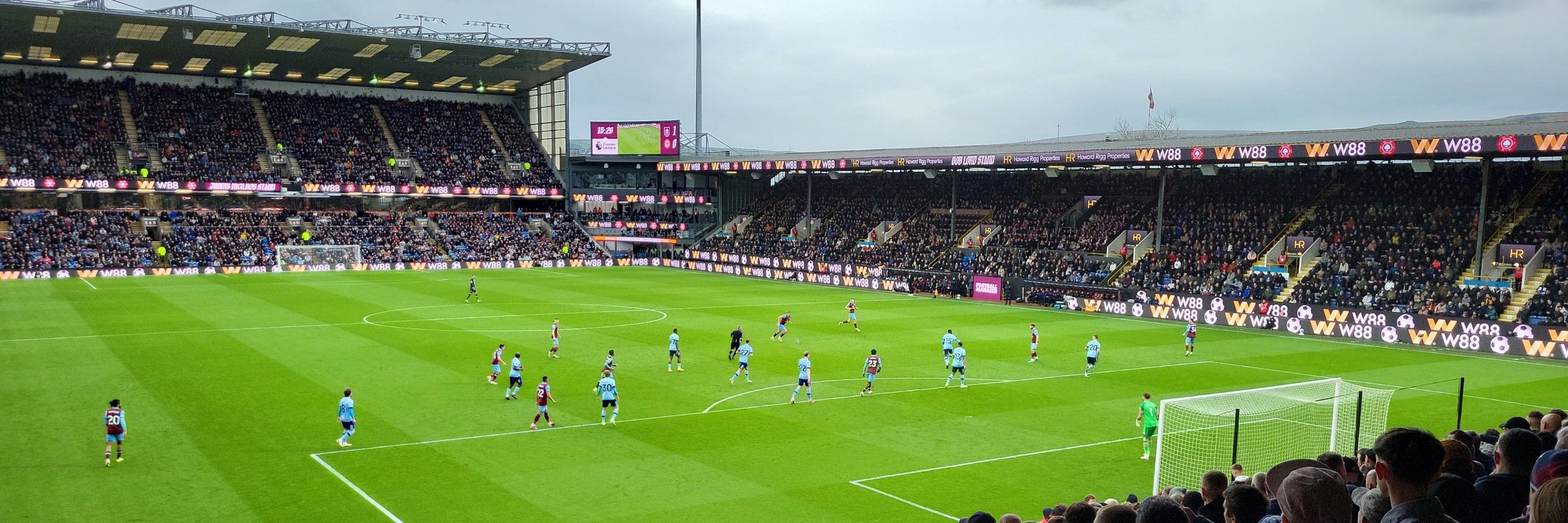 Burnley Ian