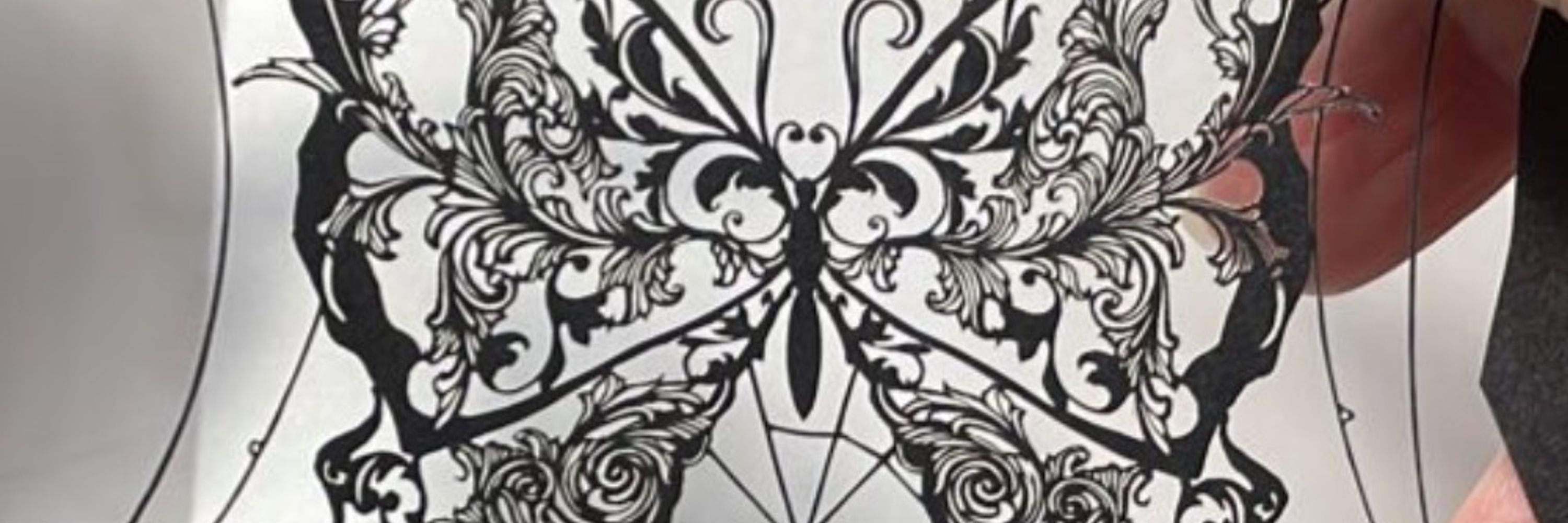 Aya-❖ﾋｶｾﾝPaper cutting Artist  6/4〜札幌で展示