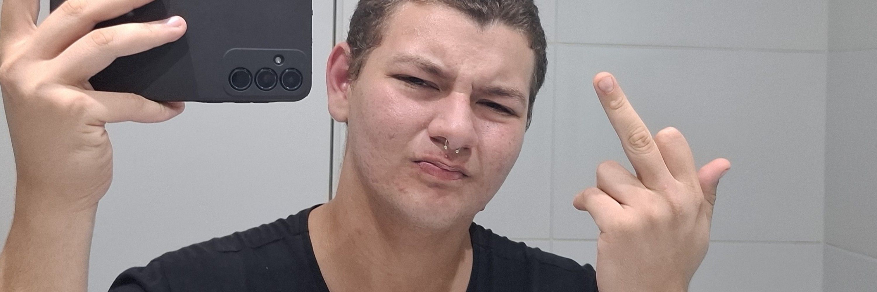 Santoro sentindo falta do tt