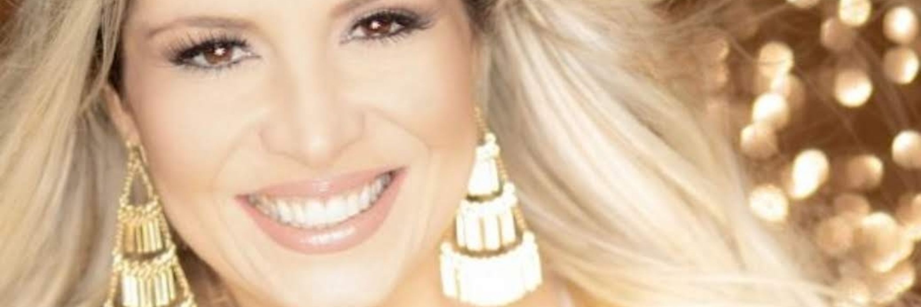 Adryana Ribeiro Oficial 