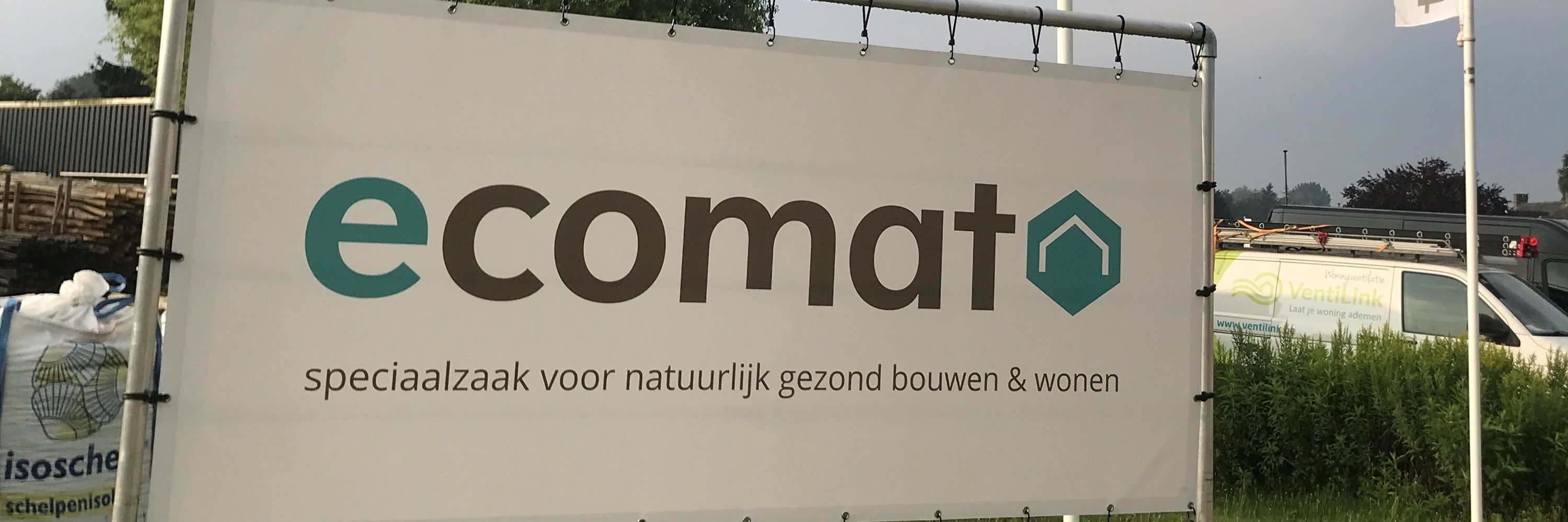 Ecomat: when building materia matter