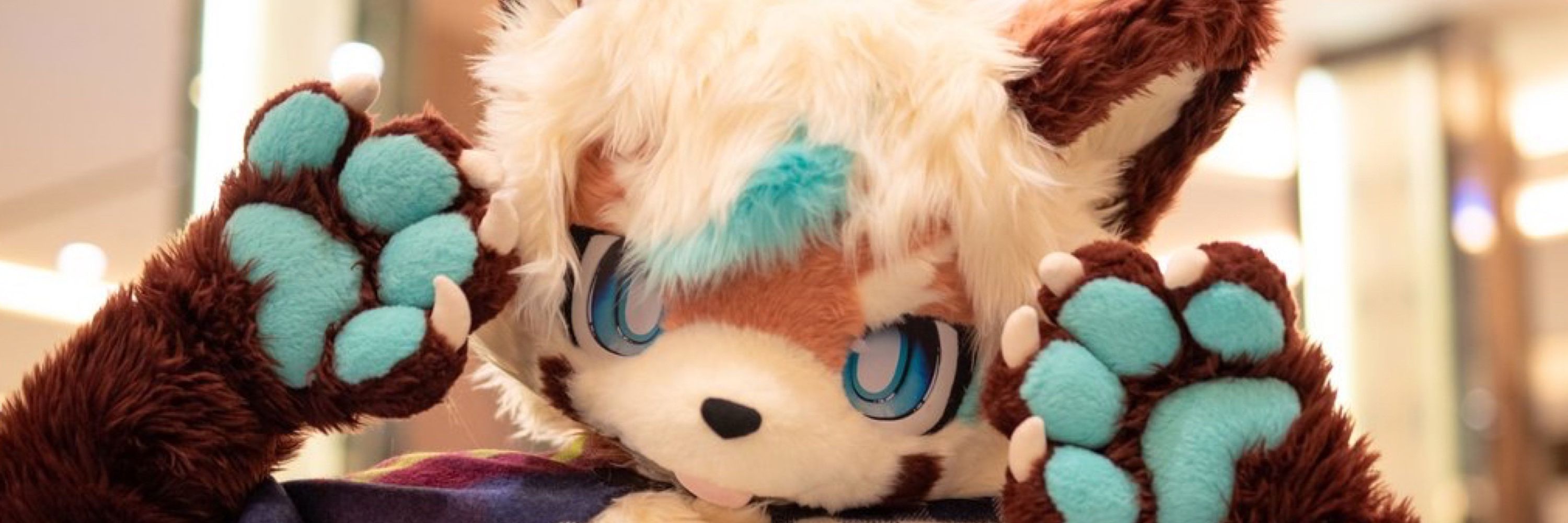 ゴウ