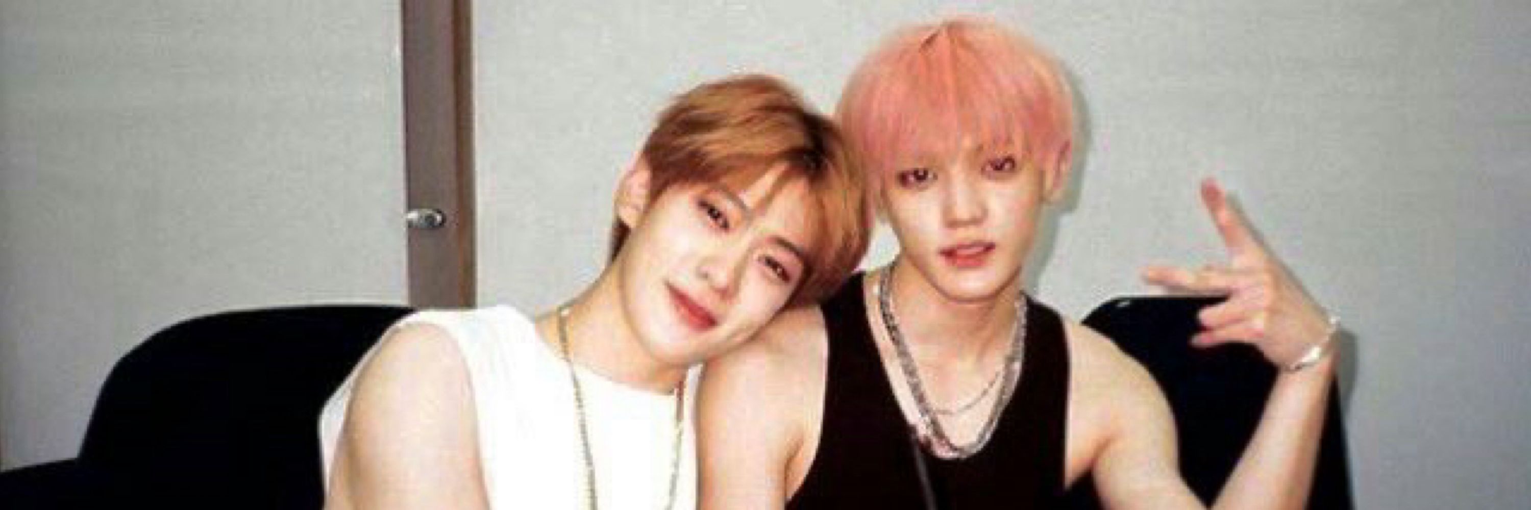สยึมกิ๊ก กระจิ๊กกระจ๊าก