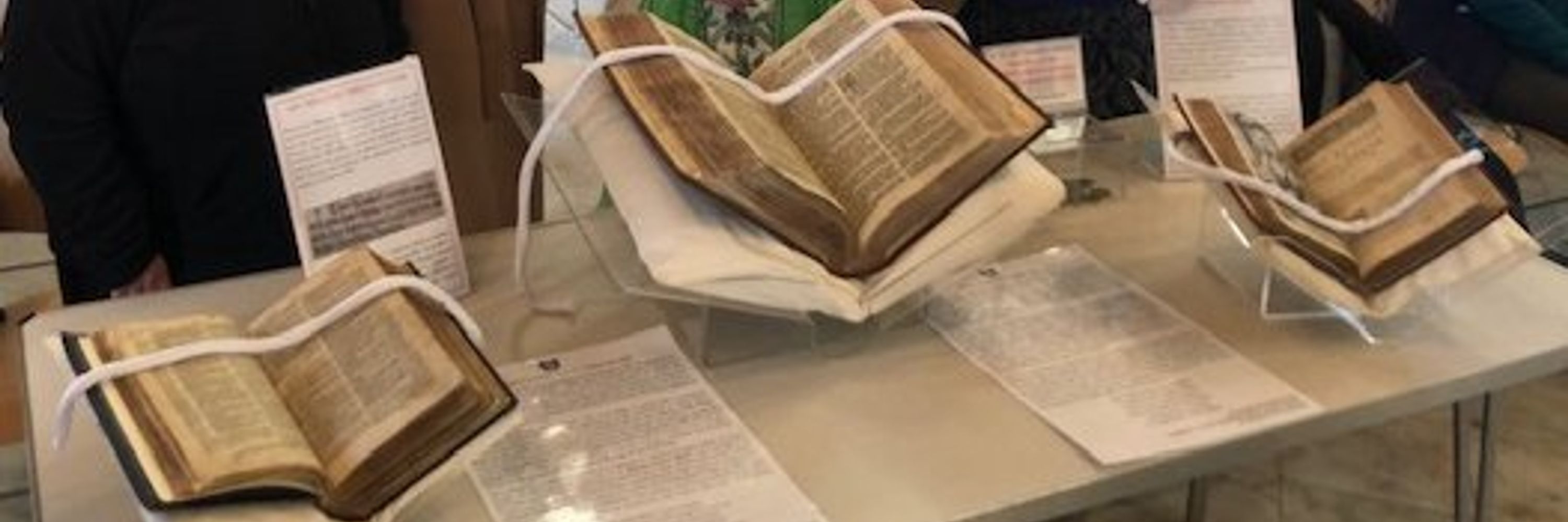 St Davids Cathedral Library / Llyfrgell y Gadeirlan Tyddewi