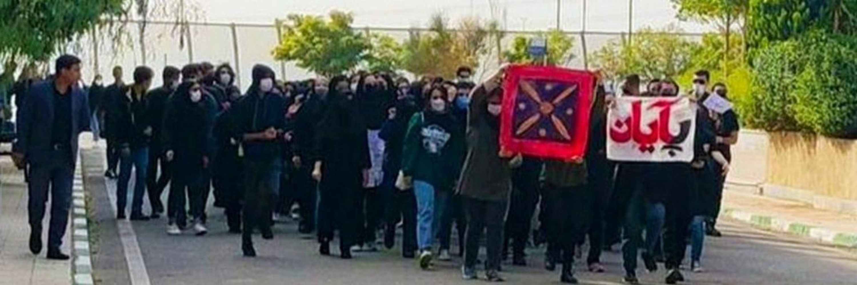 فِری🕊️