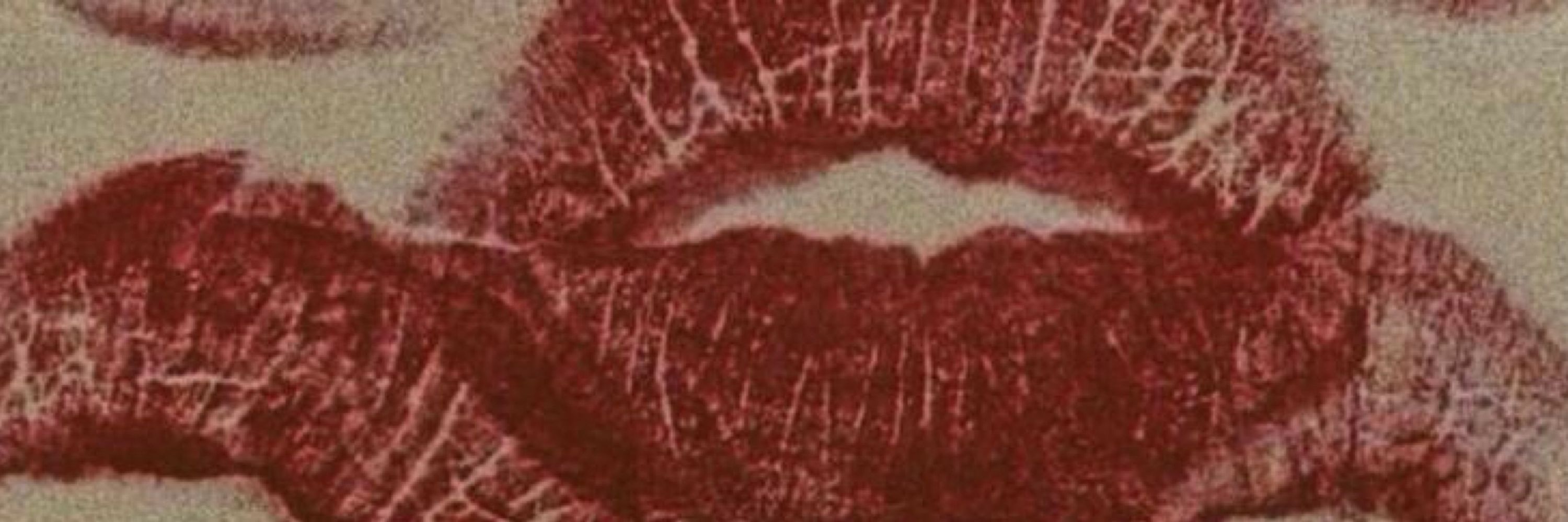 💋