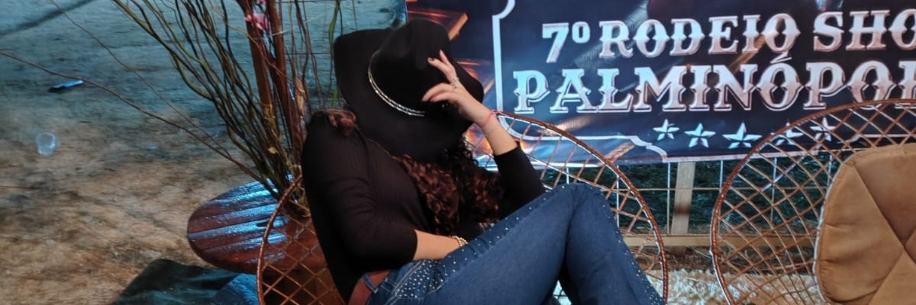 Ana Sarah com h