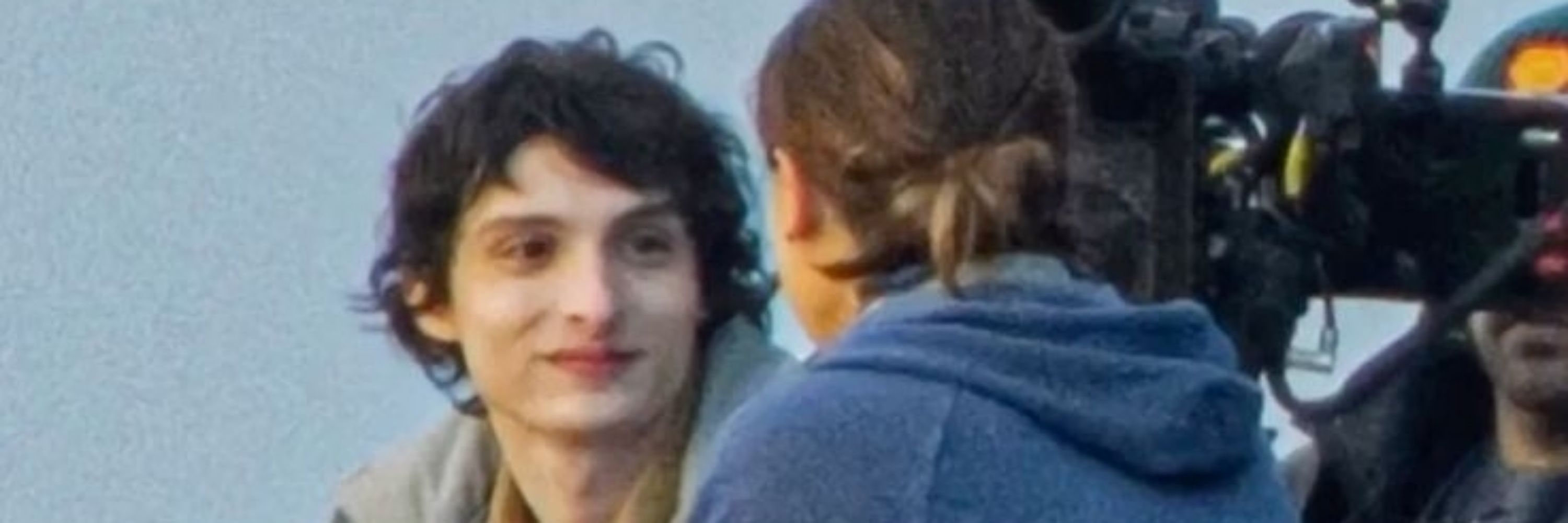 -Ǝ
