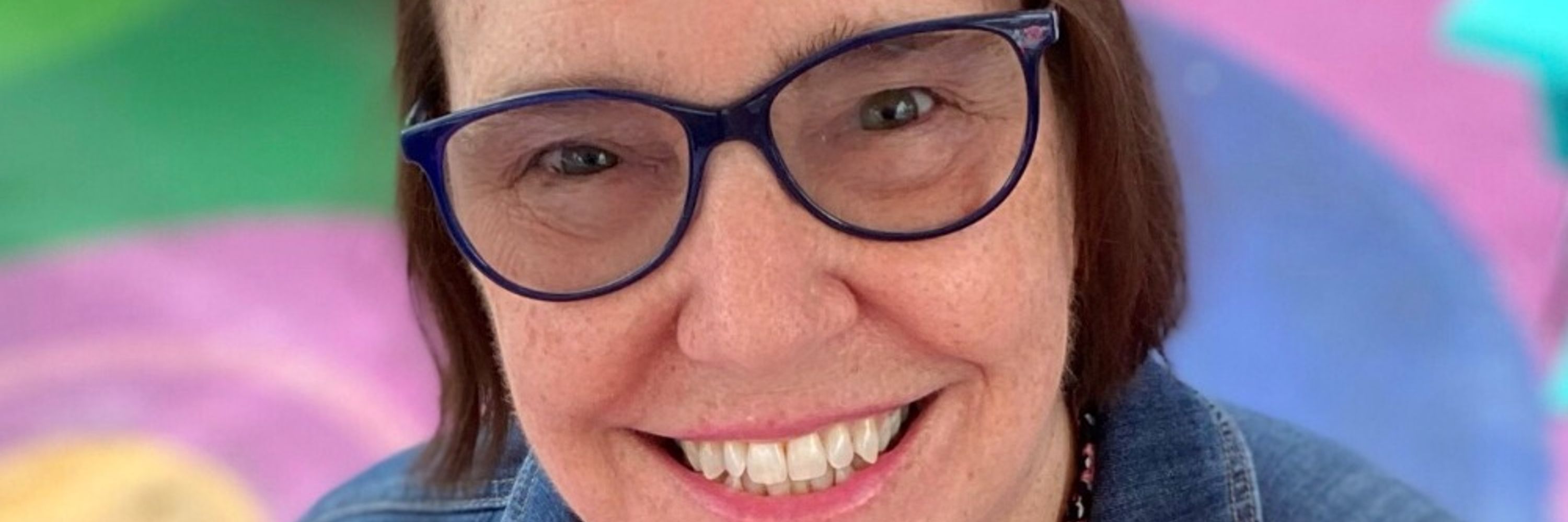 Liz Deskins (lizbrary)