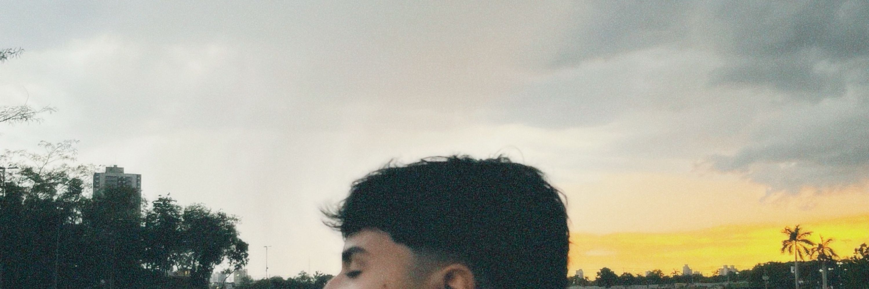 m 💌