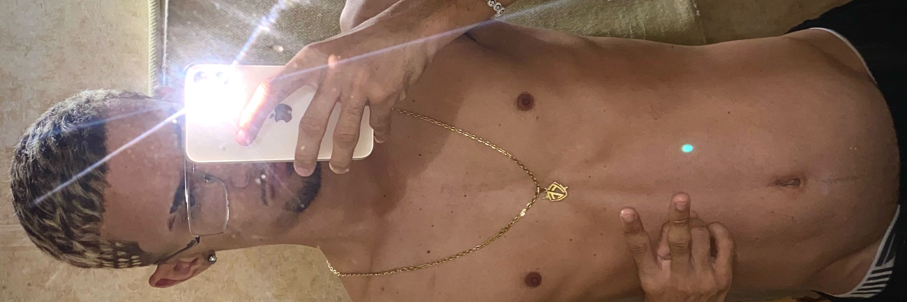 𝒗 𝒏 🤴🏼