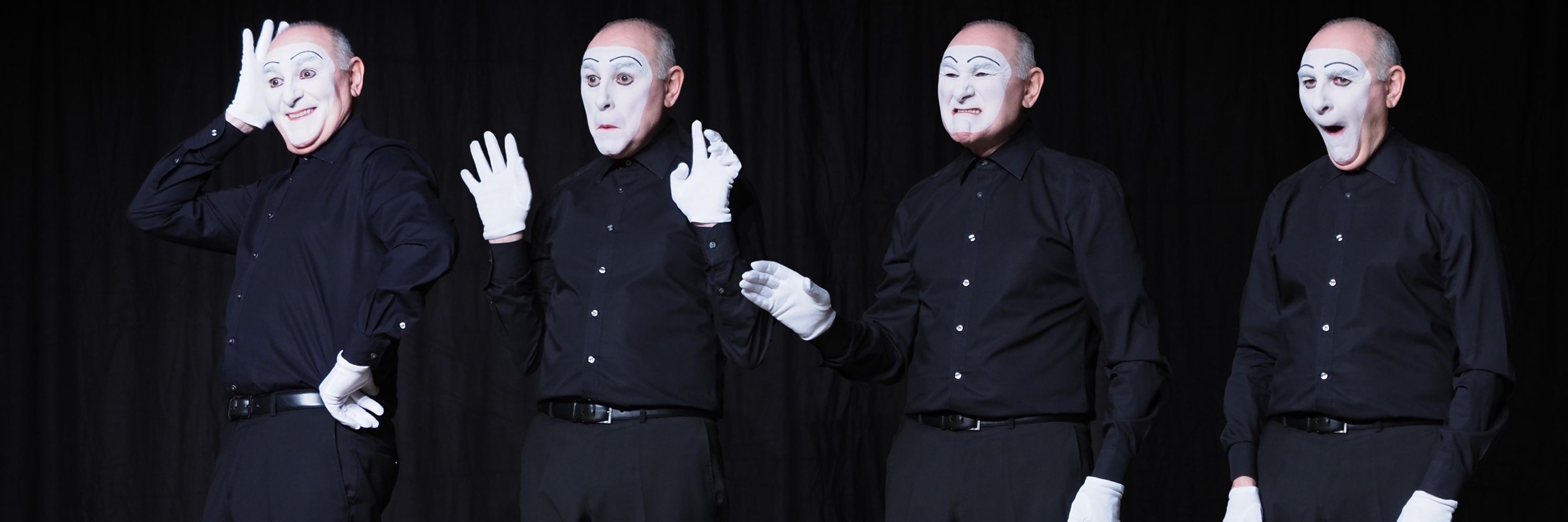 Mime Actor Carlos Martínez