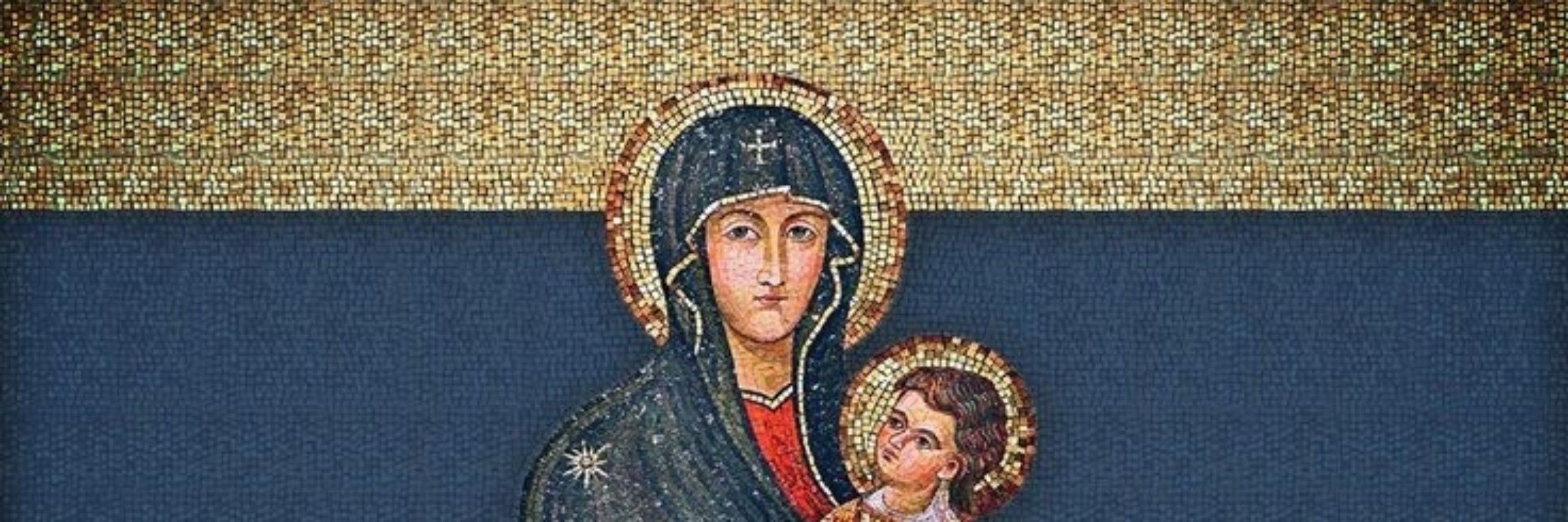 Crux Sacra Sit Mihi Lux 
