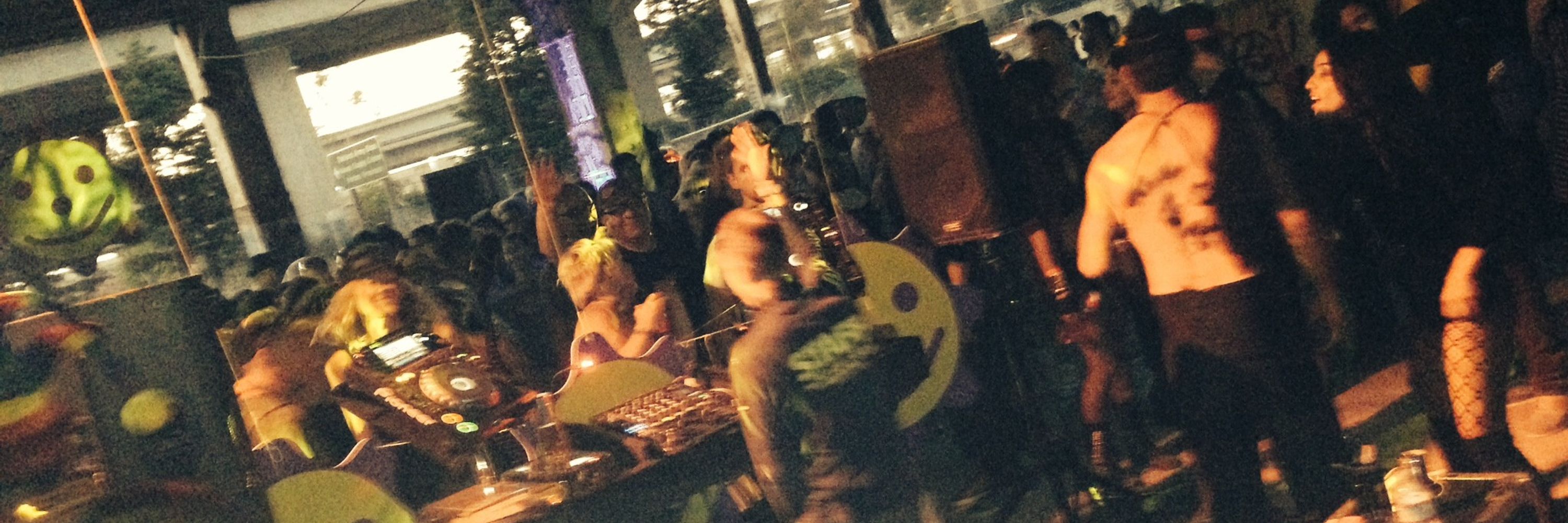 Lick the DJ