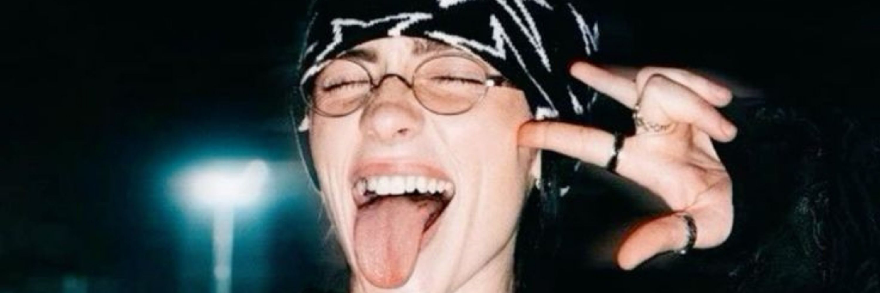 deb`🐝