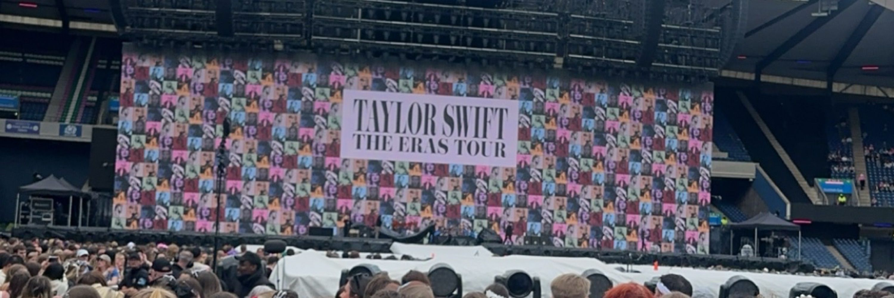 From the desk of Taylor Swift ⸆⸉ (☞ ͡° ͜ʖ ͡°)☞