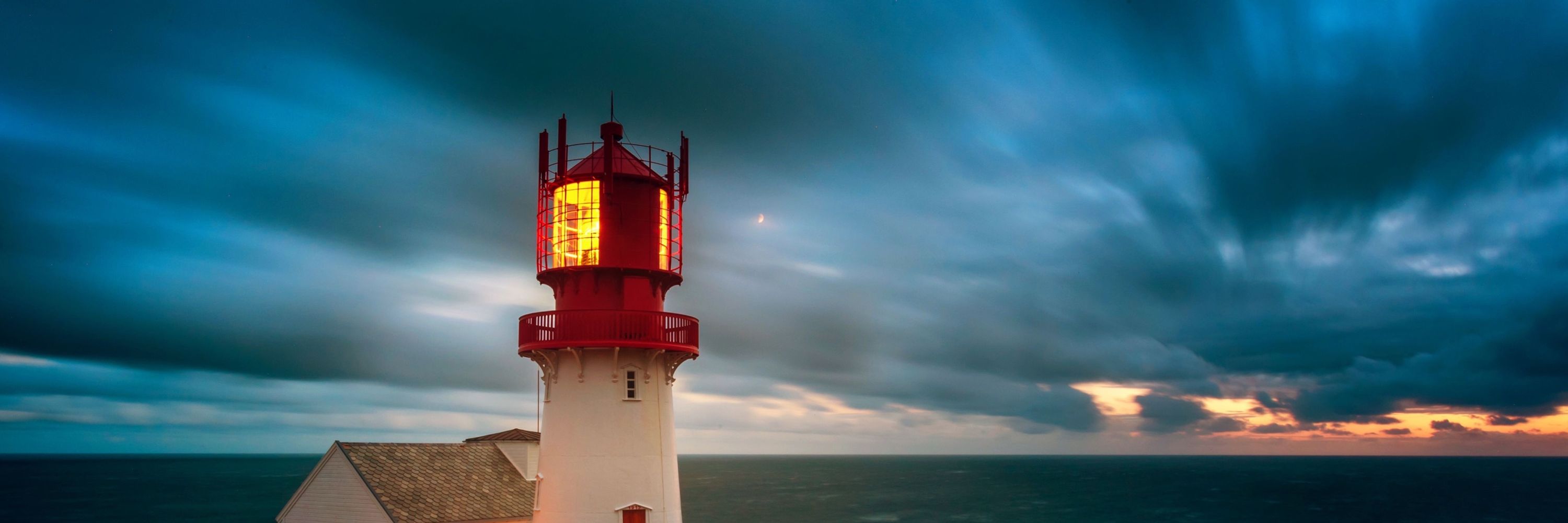 Progressive Lighthouse