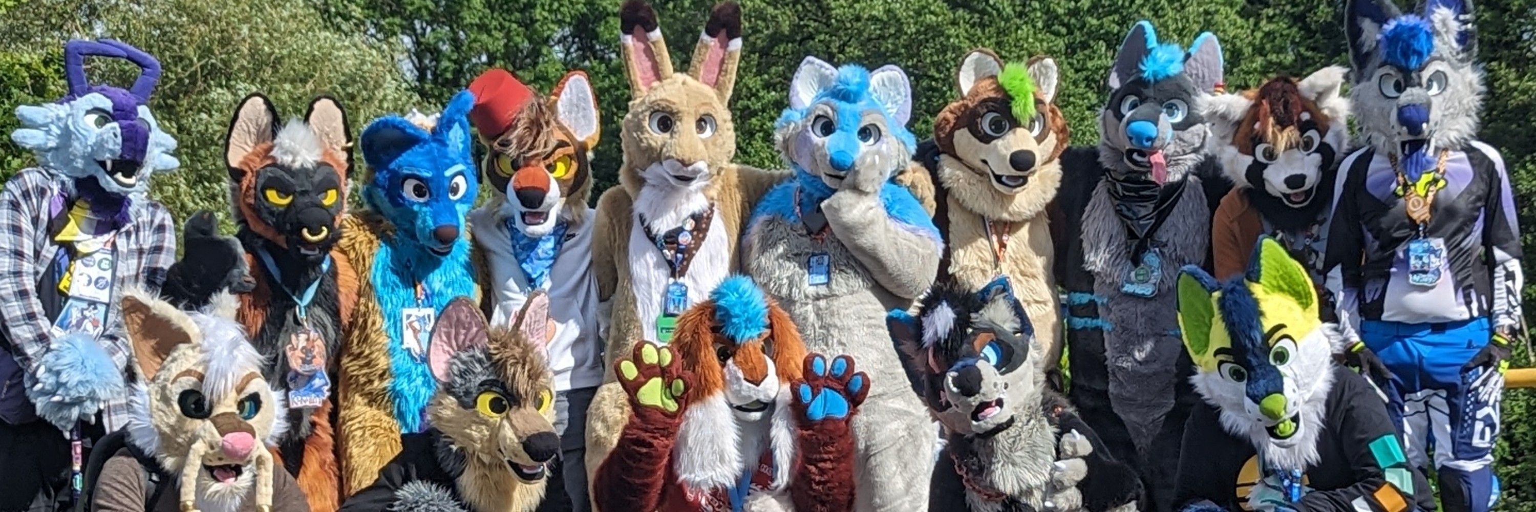 Cass 🔜 FURSUIT COMMS OPEN JUNE 1ST